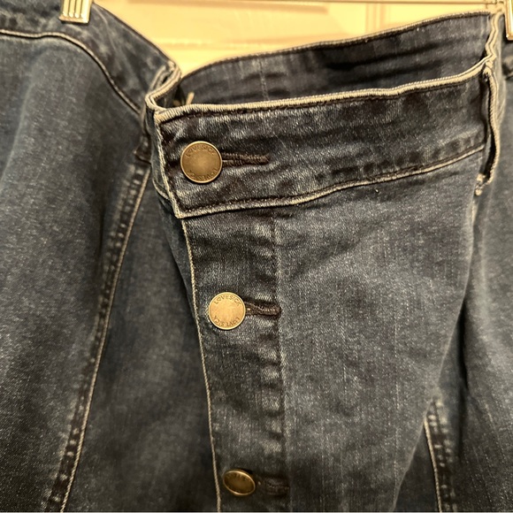 Lovesick Women Size 24 Button Front Blue Denim Mini Casual Paneled Skirt - Picture 3 of 7